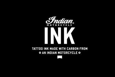 Cary Hart si a facut tatuaj cu cerneala din cauciucul afumat al motocicletei sale - carbon tattoo ink