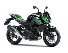 Kawasaki a introdus pe piata noua motocicleta supernaked Z400 