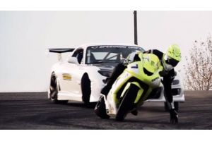Drift: Motocicleta vs automobil