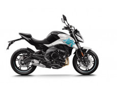 Motocicleta CF Moto 400NK 2020