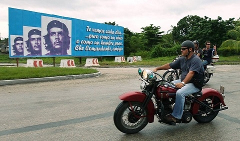 Che Guevara Ernesto Pilotaj Motocicleta