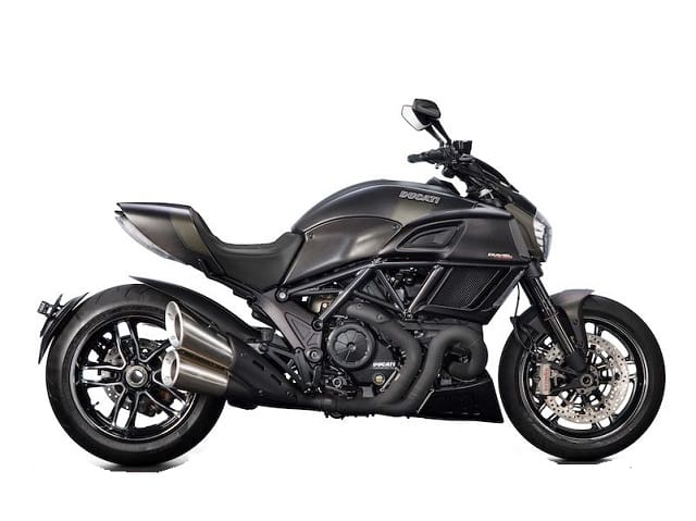 2016 Ducati Diavel Carbon - al doilea dintre cele noua modele noi promise in lineup-ul 2016?