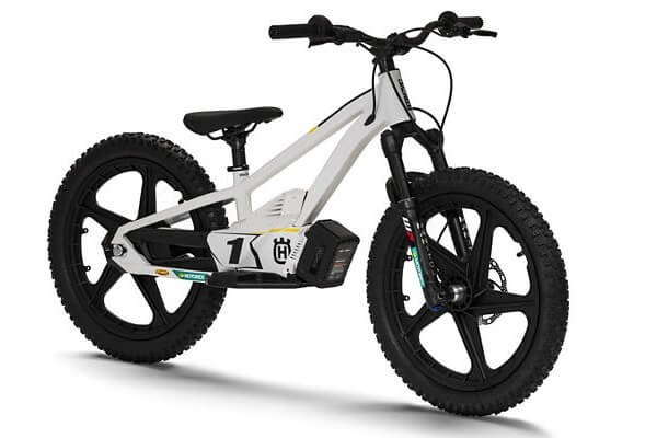 Husqvarna Motorcycles lanseaza bicicleta electrica pentru copii EE 1.20